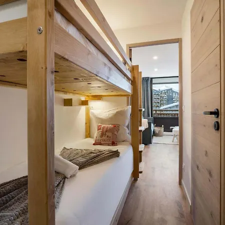 Apt, In And Out Access With Alpine Balcony - Roche Blanche فال تورُن